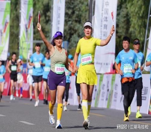 跑马是不是极限运动不好说，当下办马拉松绝对是
